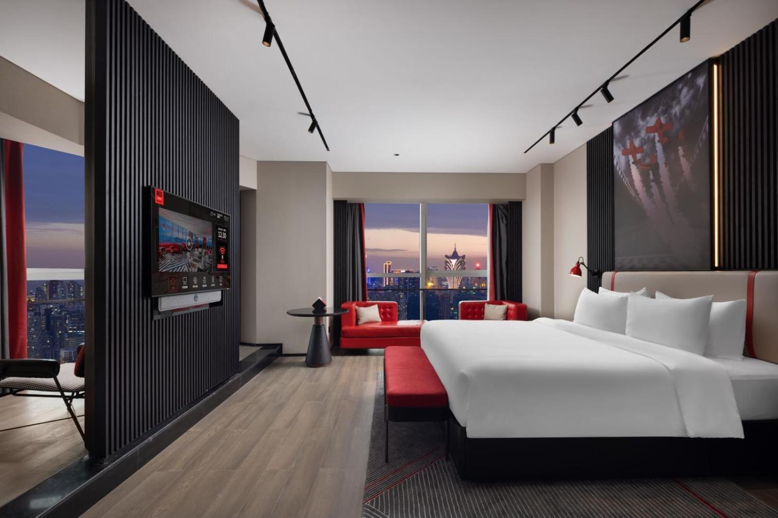 Radisson Red Hotel Zhuhai Gongbei Port Exterior foto